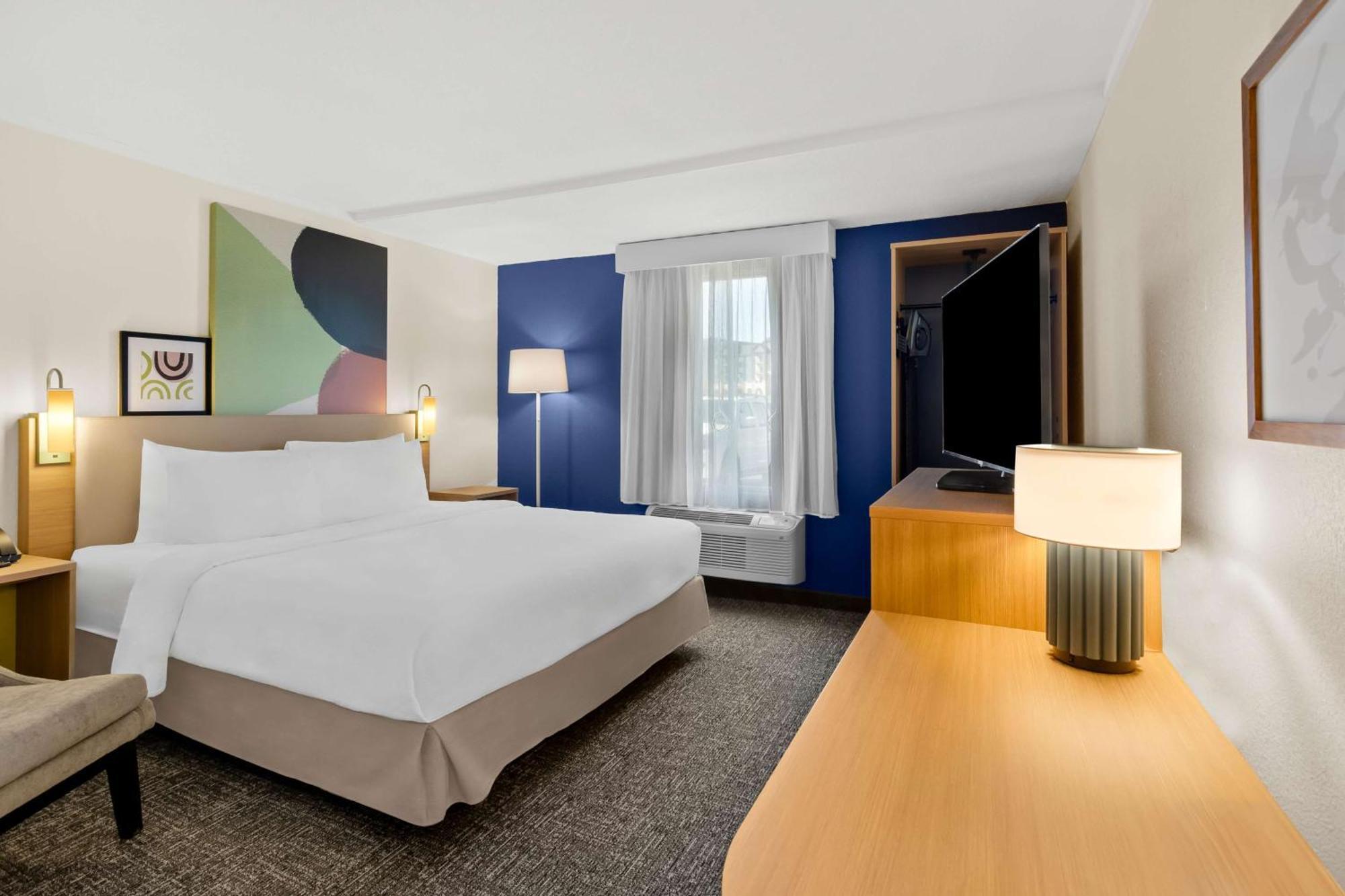 Spark By Hilton Daleville Roanoke North Екстериор снимка