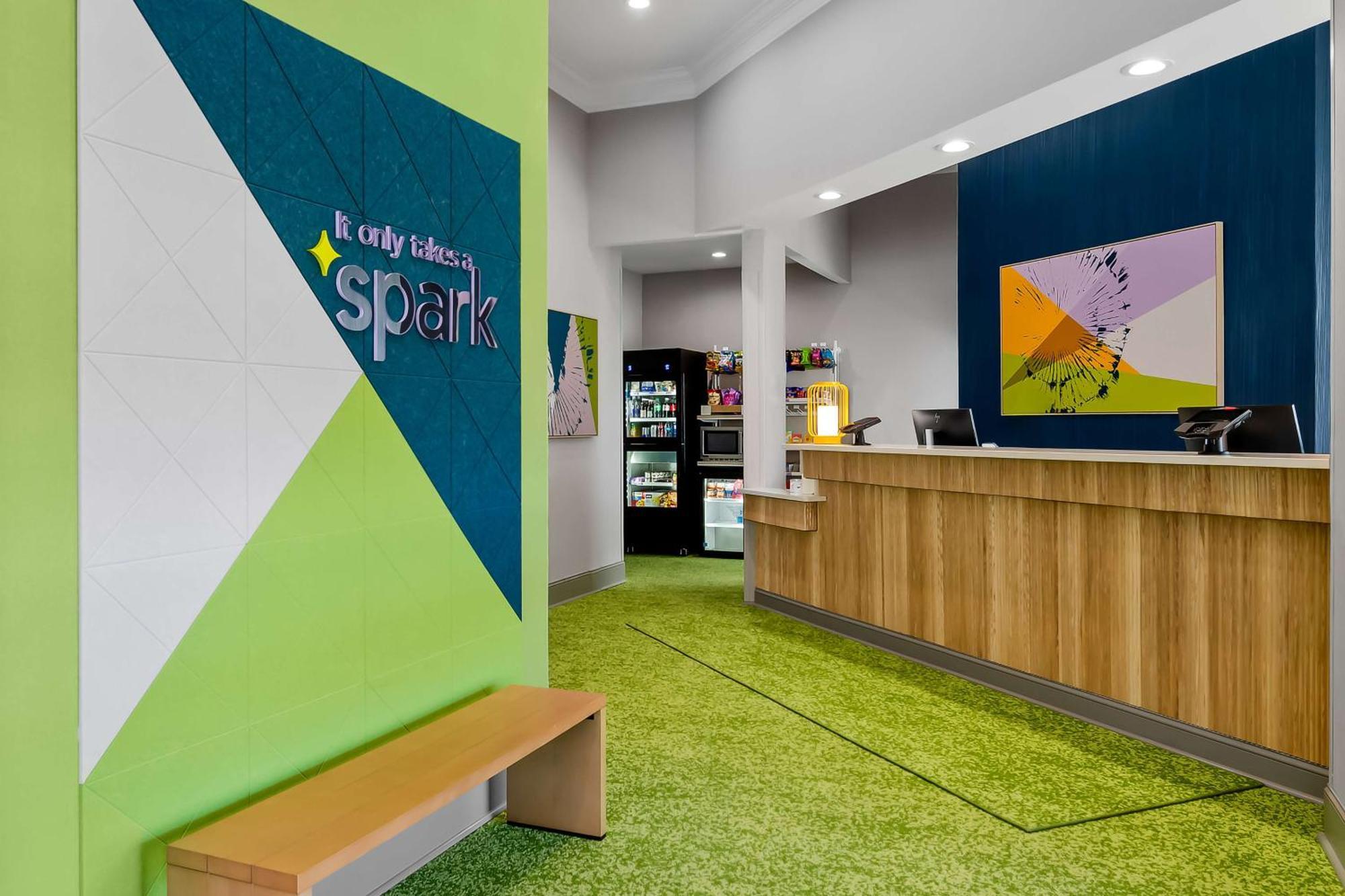 Spark By Hilton Daleville Roanoke North Екстериор снимка