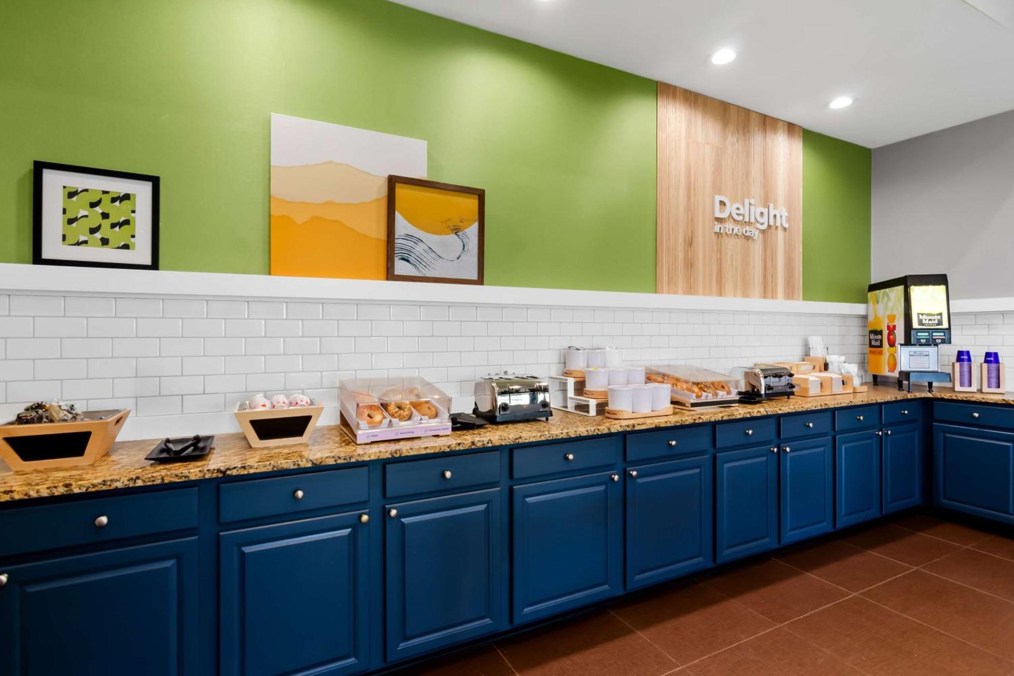 Spark By Hilton Daleville Roanoke North Екстериор снимка