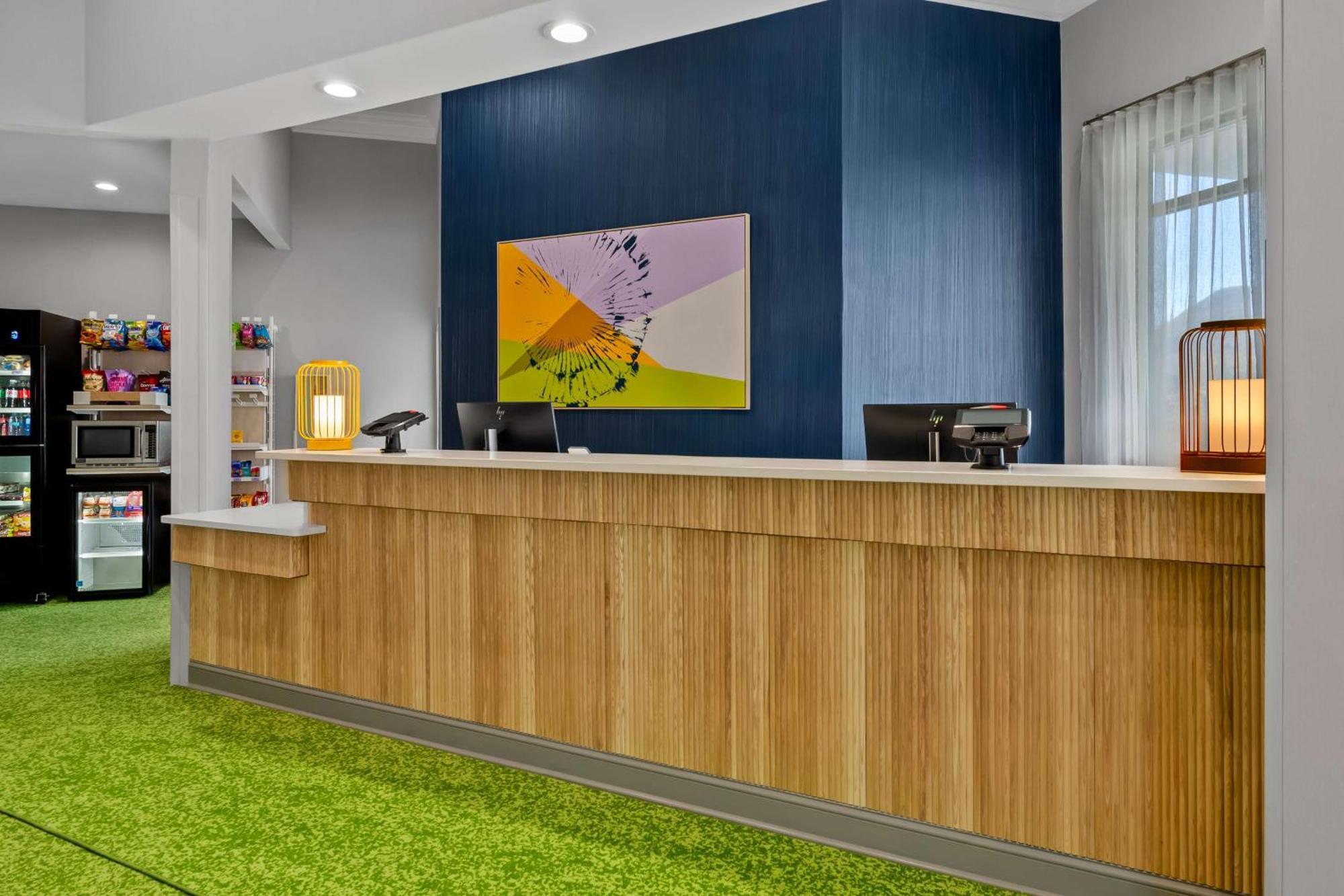Spark By Hilton Daleville Roanoke North Екстериор снимка