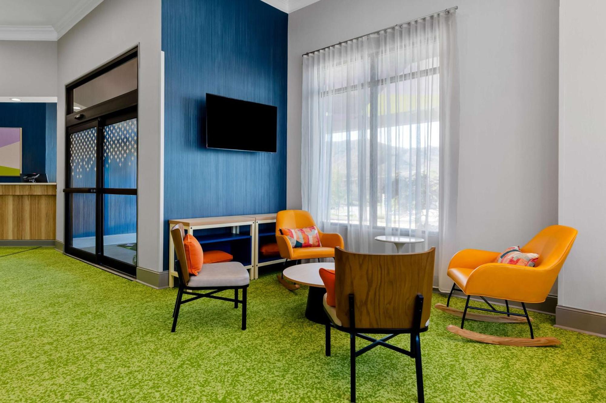 Spark By Hilton Daleville Roanoke North Екстериор снимка